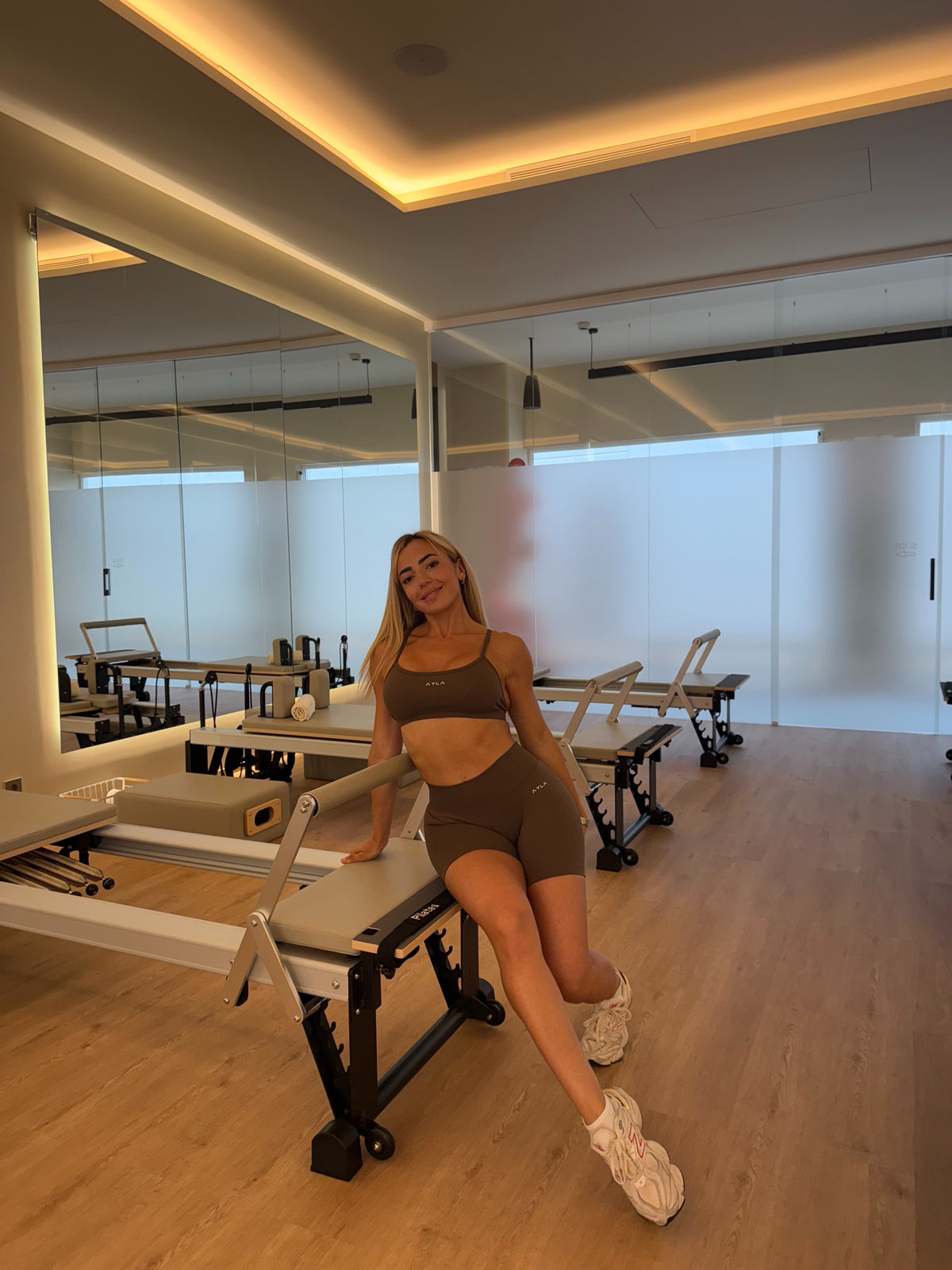 Set Susana