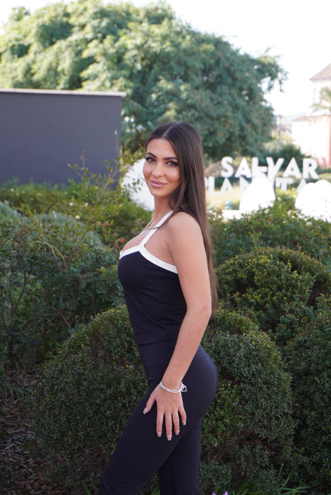 Set Marina
