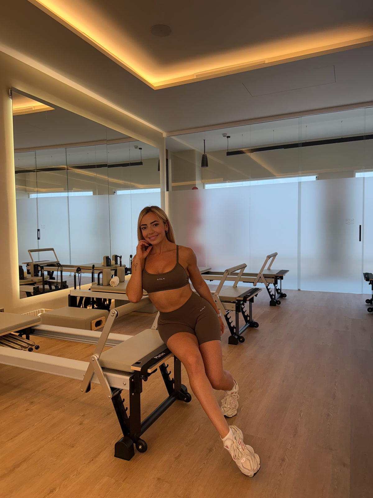 Set Susana